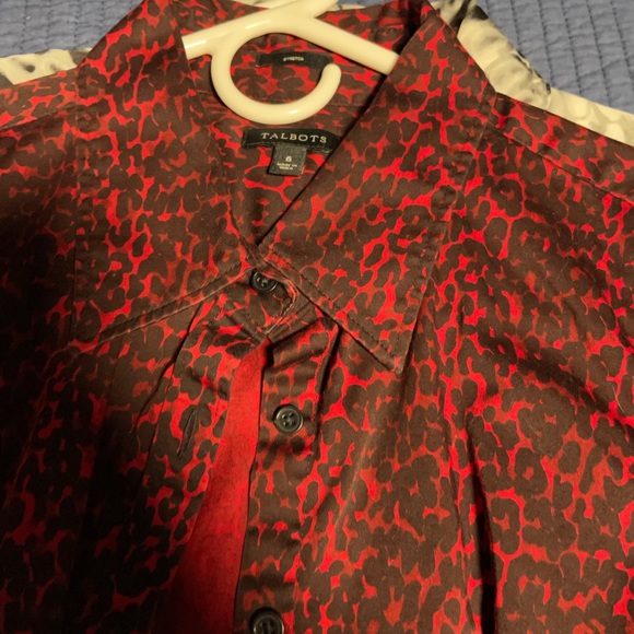 Size 6 Talbots Top. MUST BE BUNDLED - Picture 8 of 9